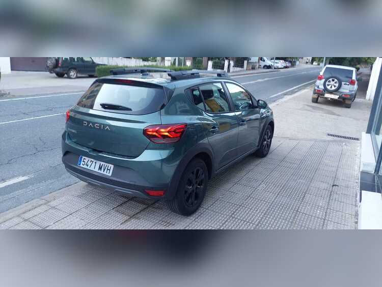 Dacia Sandero Stepway 1.0 110CV foto 7